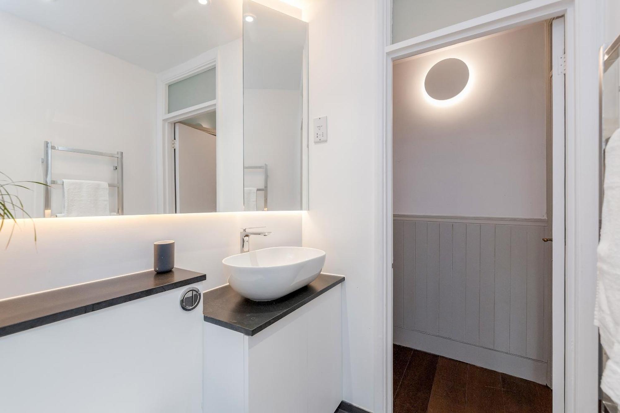 Vauxhall Park 2bed Flat By Basetogo * London